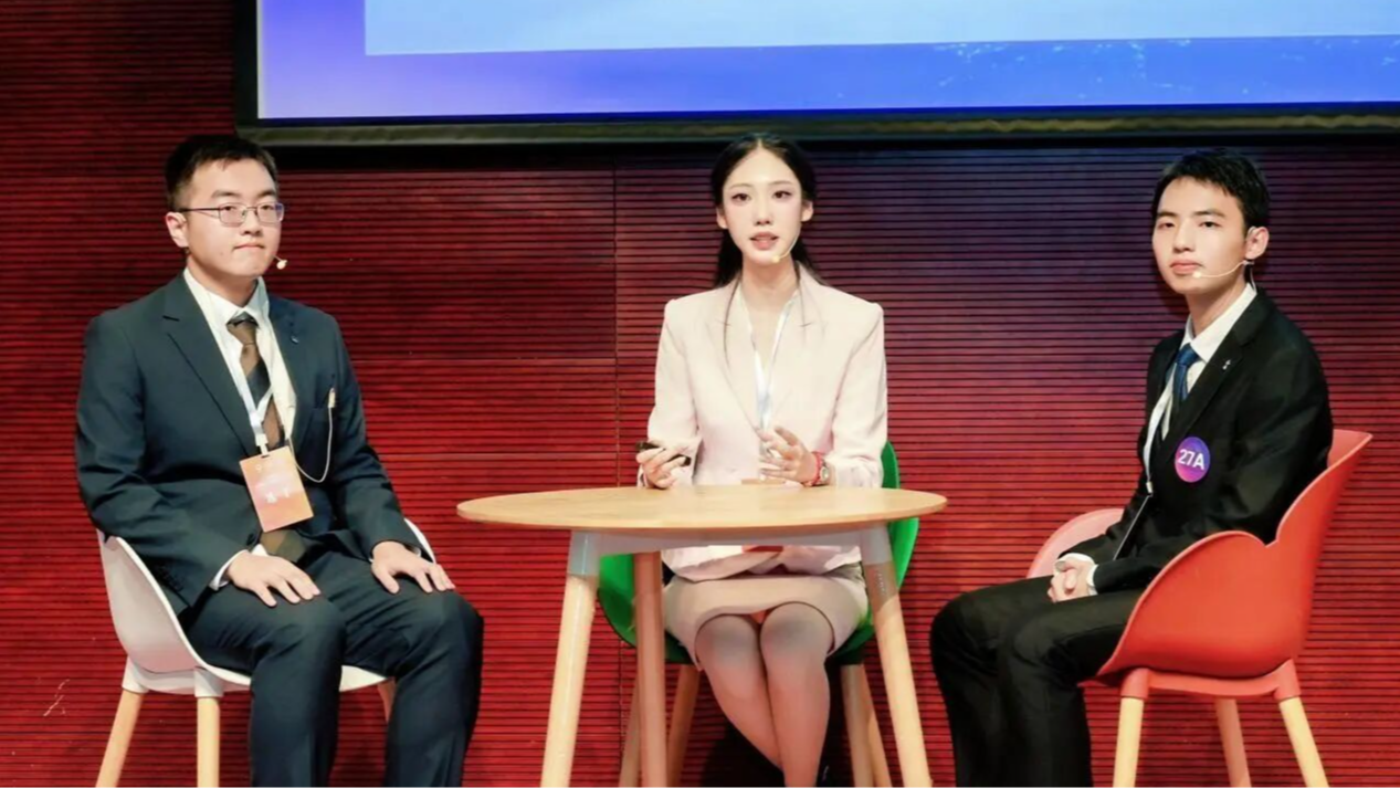 上外学子在上海市高校学生跨文化能力大赛中荣获佳绩